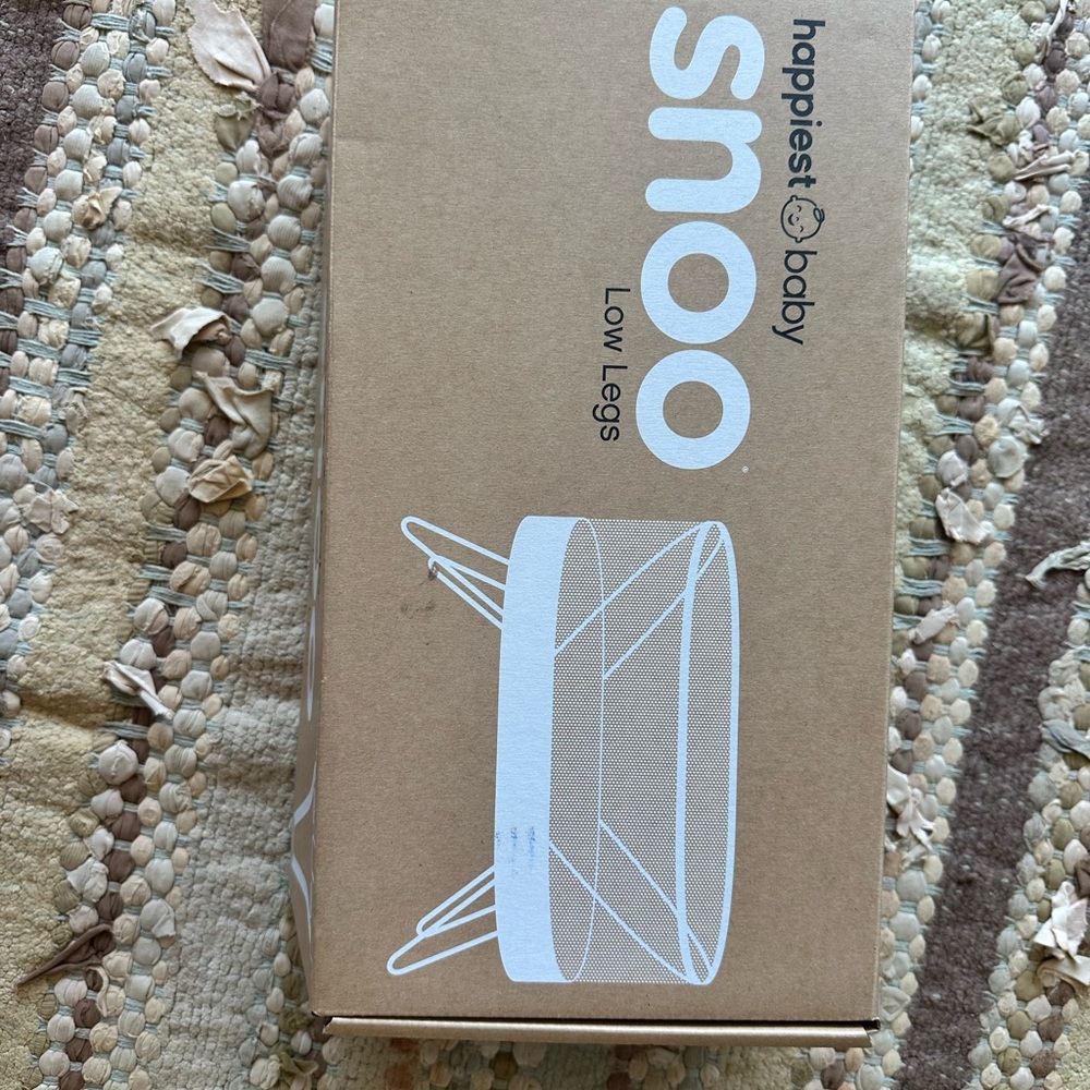 Happiest Baby Snoo Low Legs - White